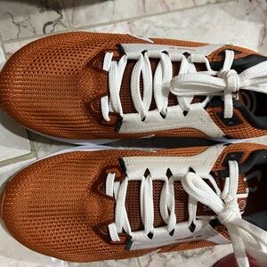 Nike Texas Longhorns Pegasus 40 men’s running shoe